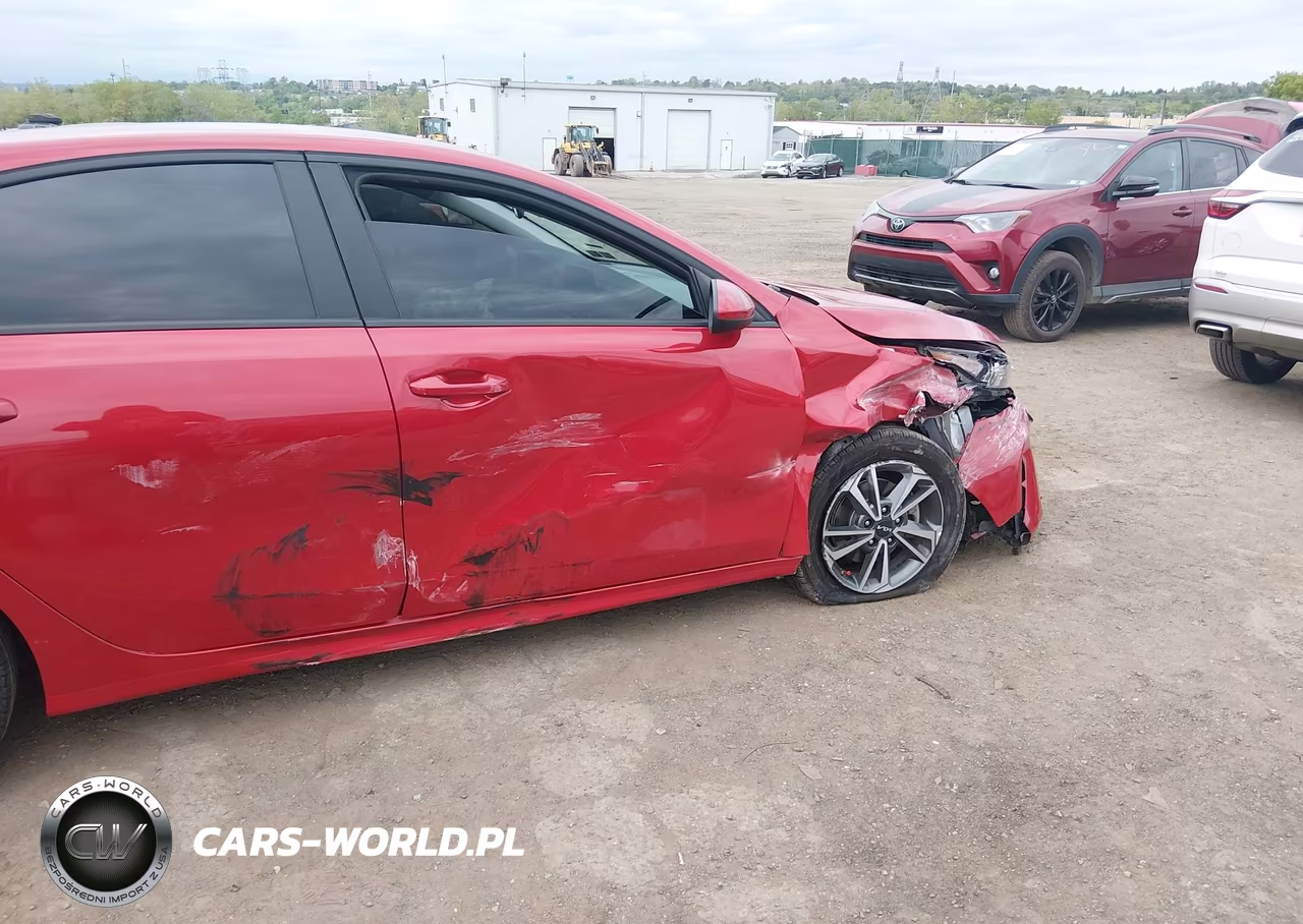 2023 Kia Forte Lxs VIN:3KPF24AD1PE624727 - 6