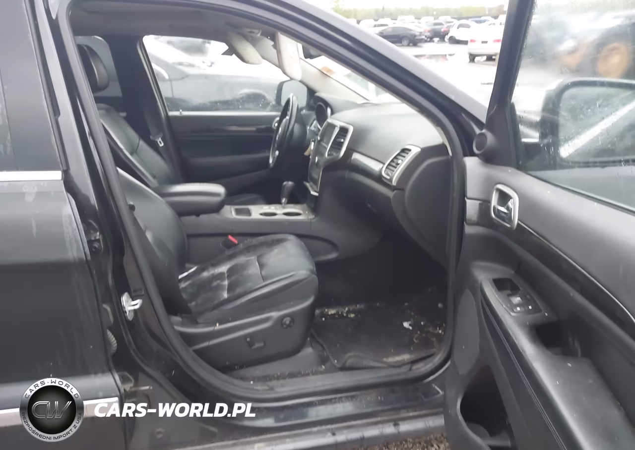 2012 Jeep Grand Cherokee Laredo VIN:1C4RJFAG4CC140624 - 5