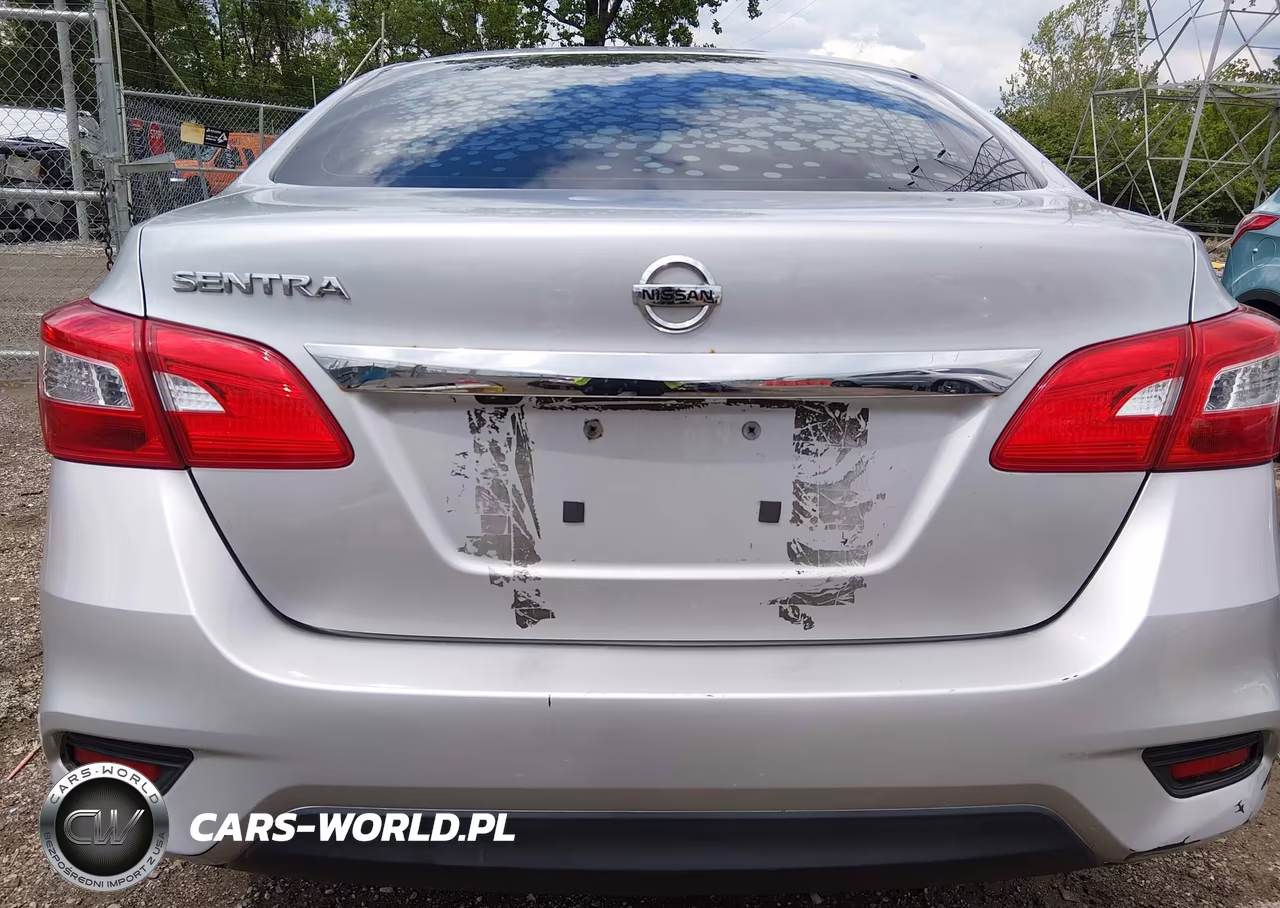 2018 Nissan Sentra S VIN:3N1AB7AP5JY275974 - 17