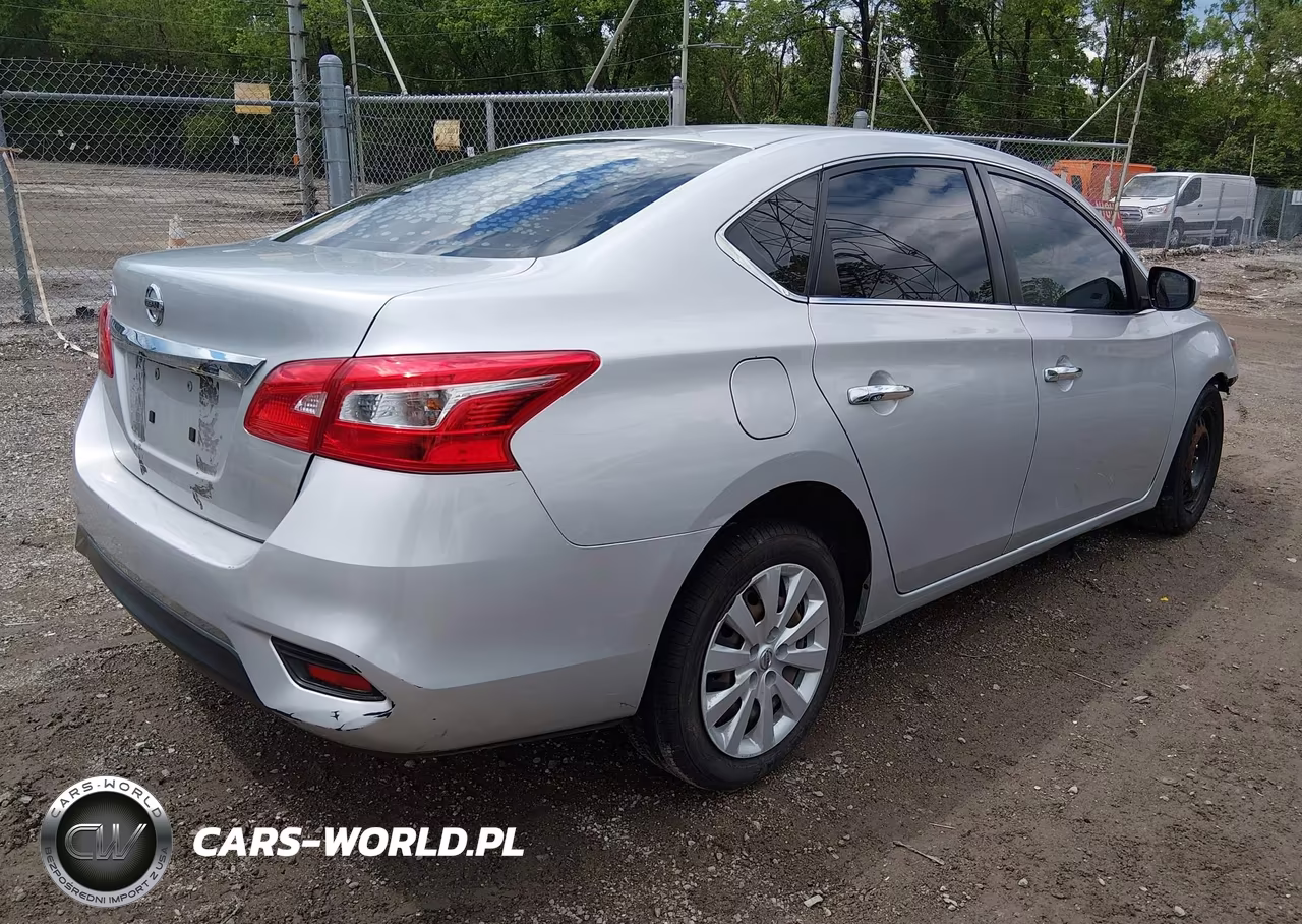2018 Nissan Sentra S VIN:3N1AB7AP5JY275974 - 4