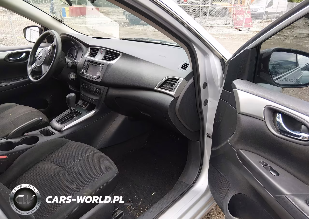 2018 Nissan Sentra S VIN:3N1AB7AP5JY275974 - 5