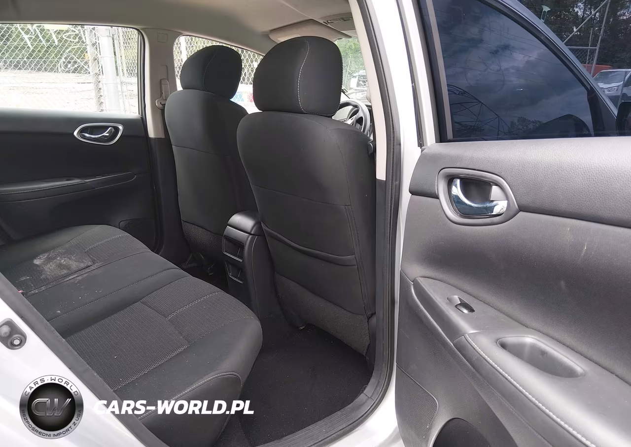 2018 Nissan Sentra S VIN:3N1AB7AP5JY275974 - 8