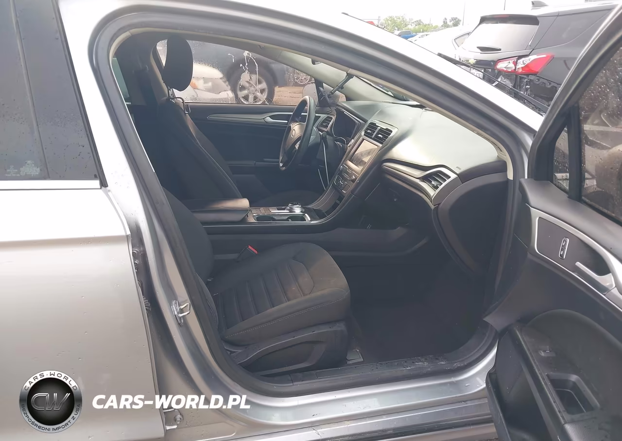 2020 Ford Fusion Se VIN:3FA6P0HD0LR125703 - 5