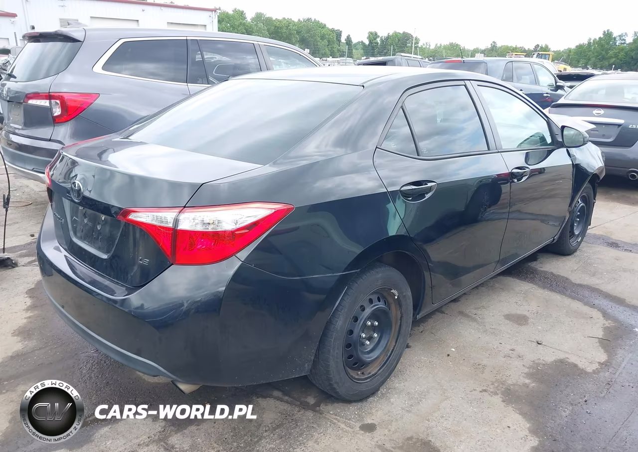 2016 Toyota Corolla Le VIN:2T1BURHE9GC564330 - 4