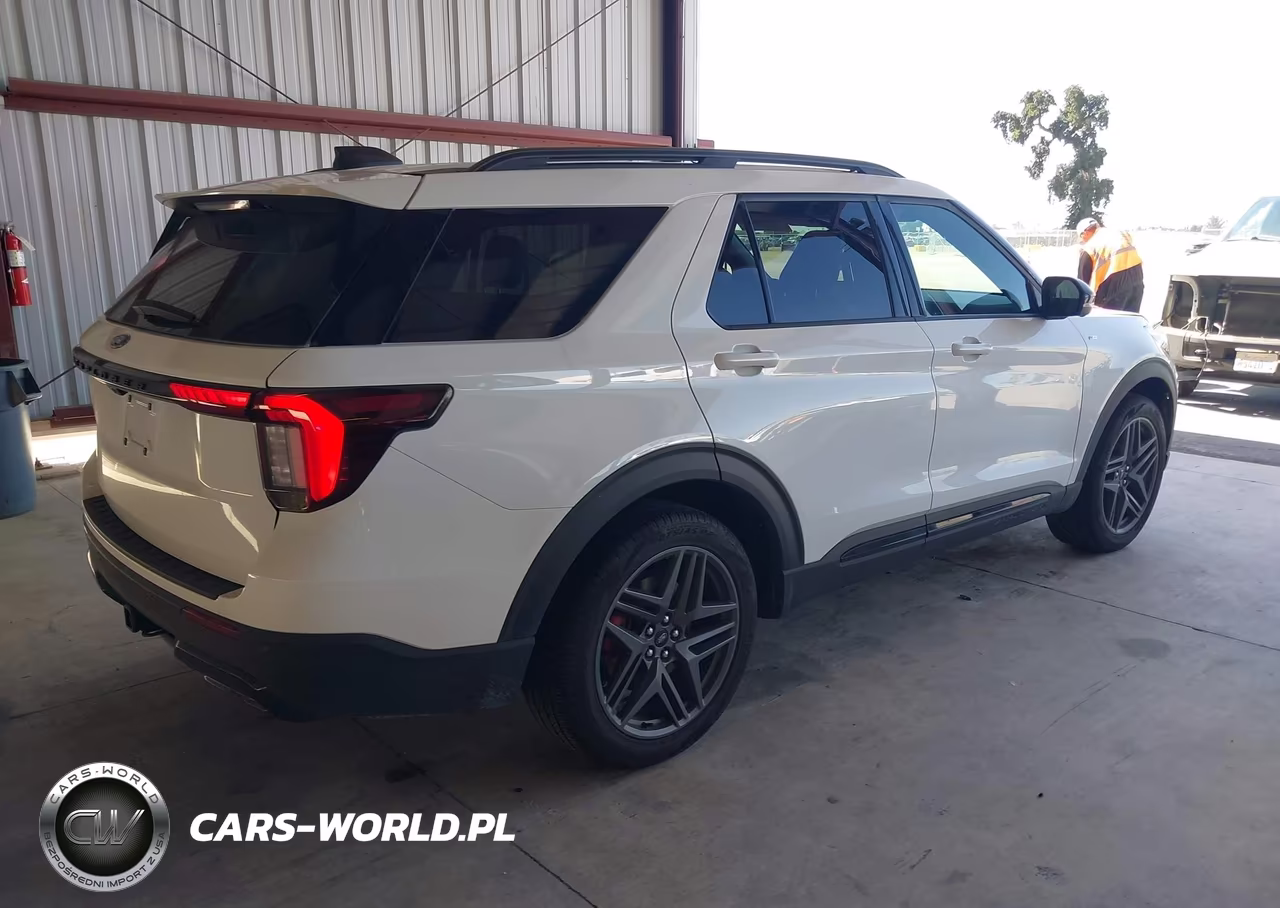 2025 Ford Explorer St-Line VIN:1FMUK7KH7SGD01829 - 4