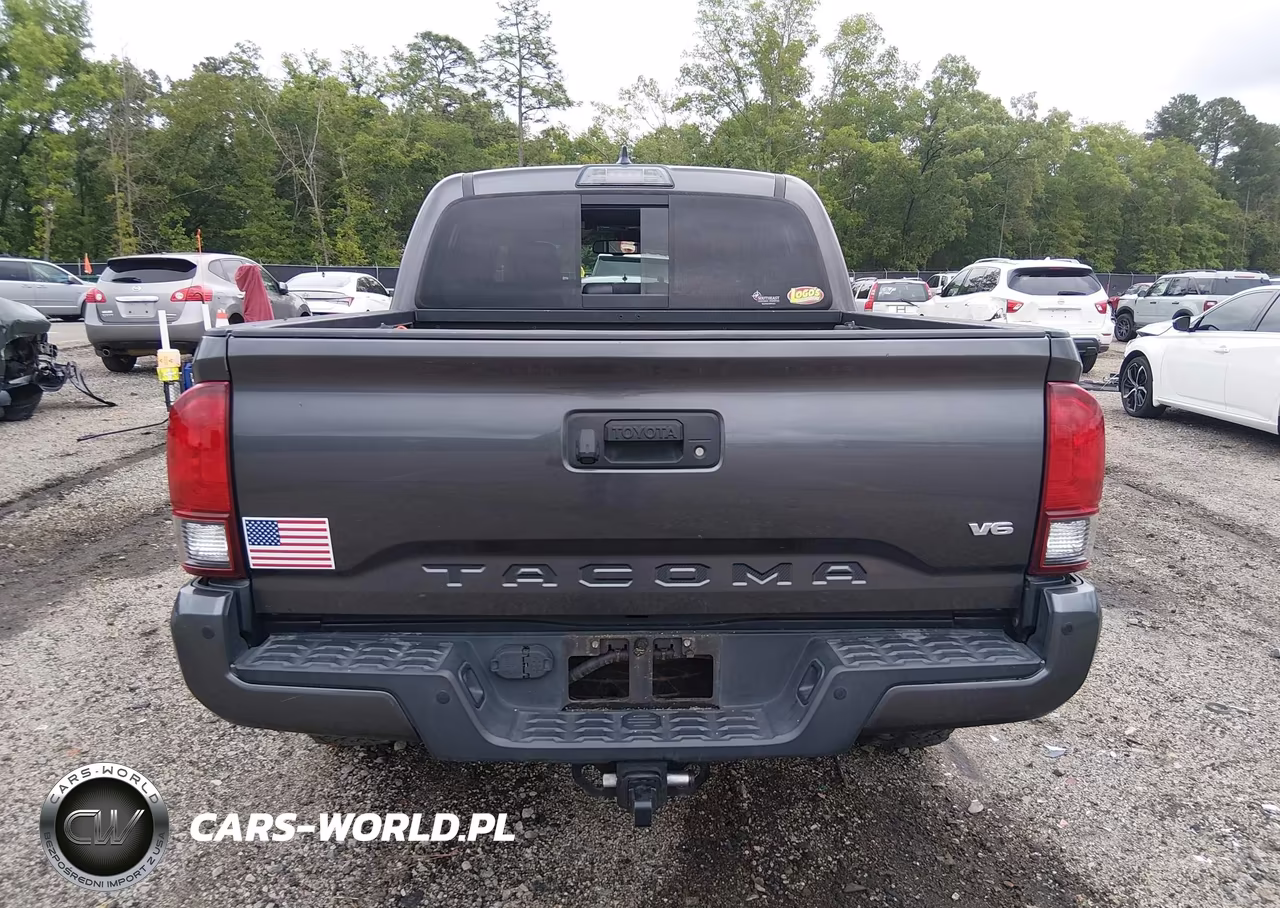 2018 Toyota Tacoma Trd Sport VIN:3TMCZ5AN9JM176473 - 16