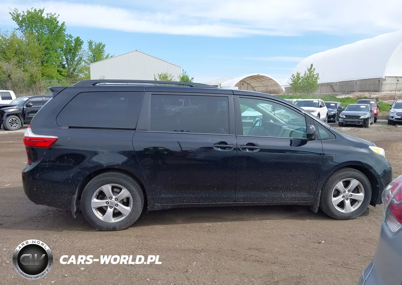 2015 Toyota Sienna Le 8 Passenger VIN:5TDKK3DC9FS581030 - 13