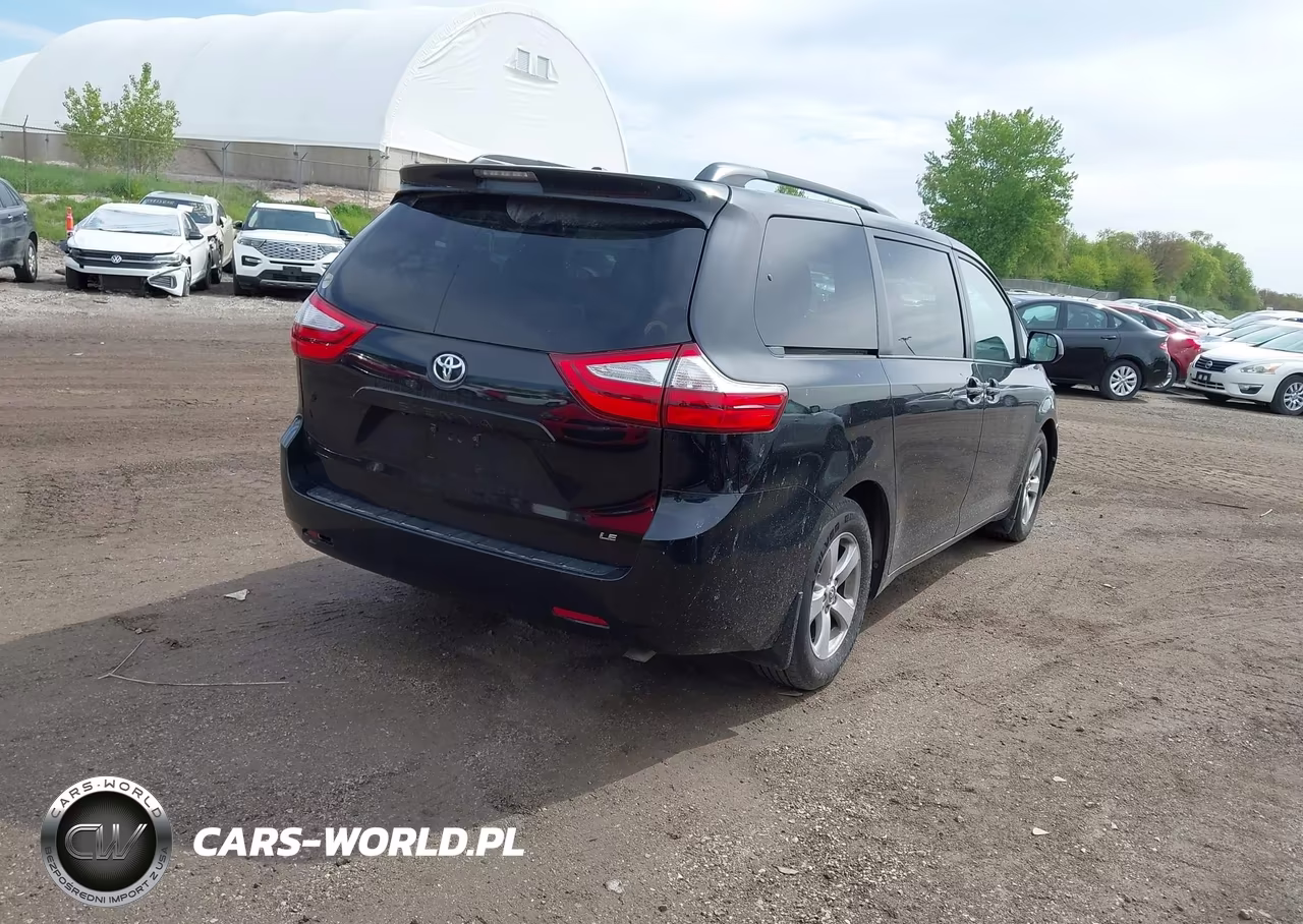 2015 Toyota Sienna Le 8 Passenger VIN:5TDKK3DC9FS581030 - 4