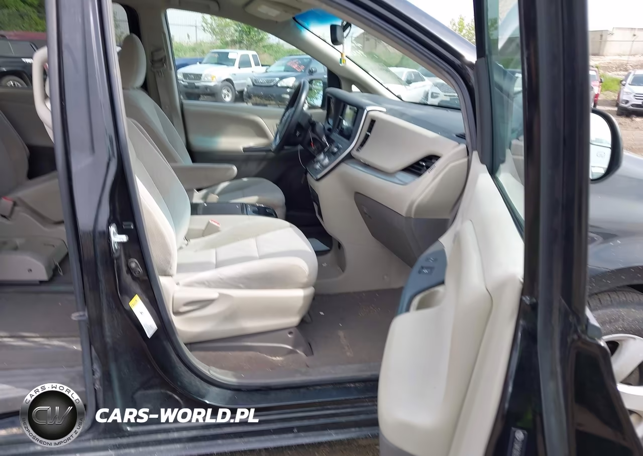 2015 Toyota Sienna Le 8 Passenger VIN:5TDKK3DC9FS581030 - 5