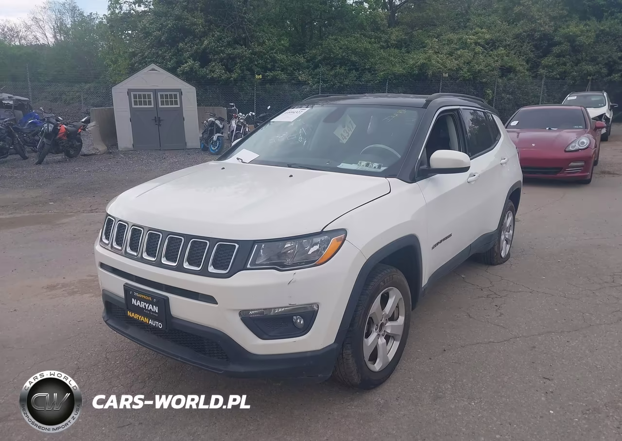 2018 Jeep Compass Latitude 4X4 VIN:3C4NJDBB6JT270704 - 2