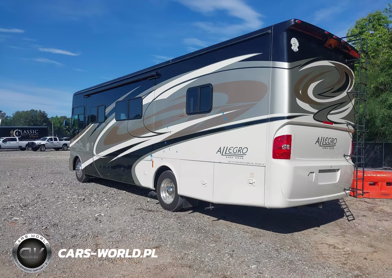 2015 Ford F53 VIN:1F66F5DYXF0A01707 - 3