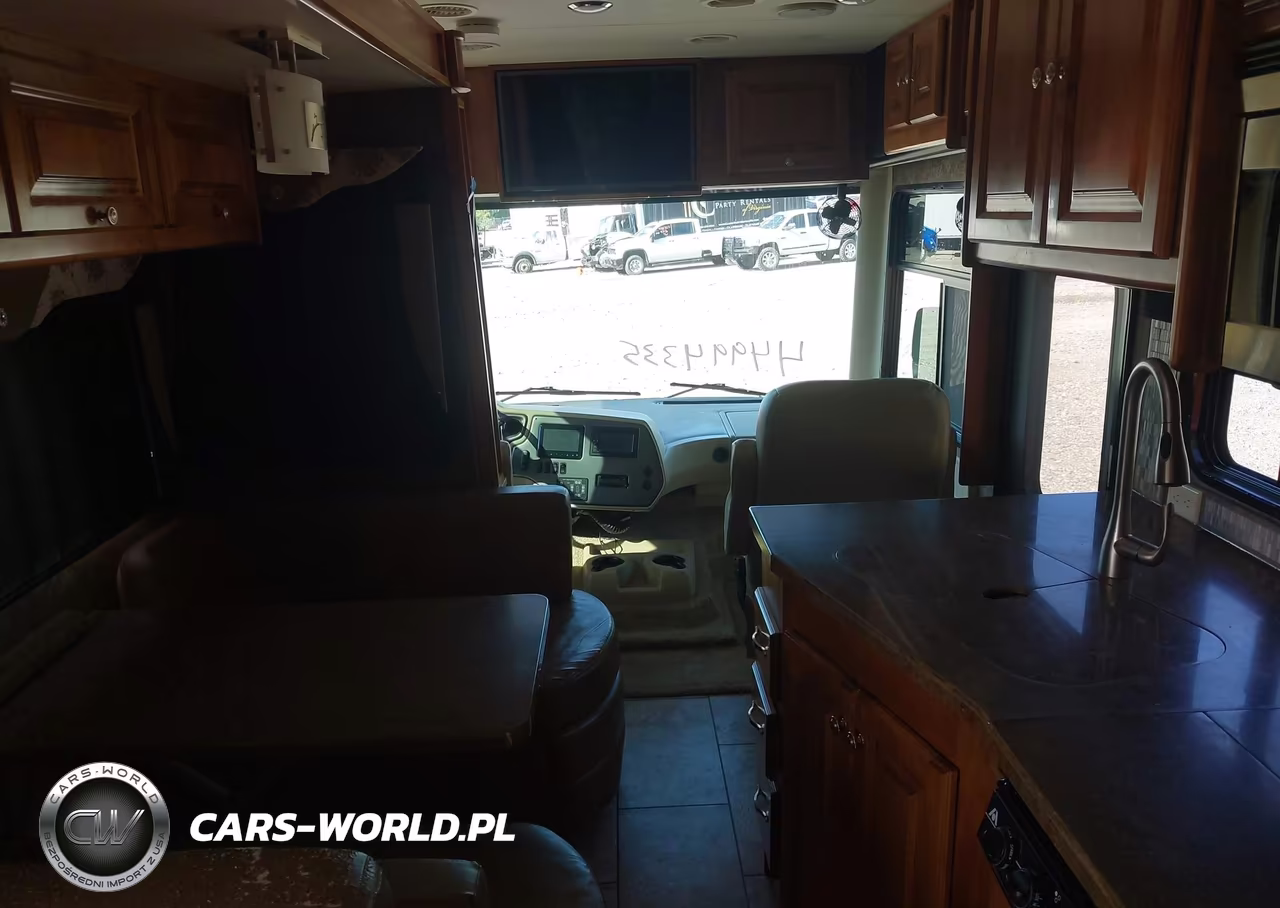 2015 Ford F53 VIN:1F66F5DYXF0A01707 - 5