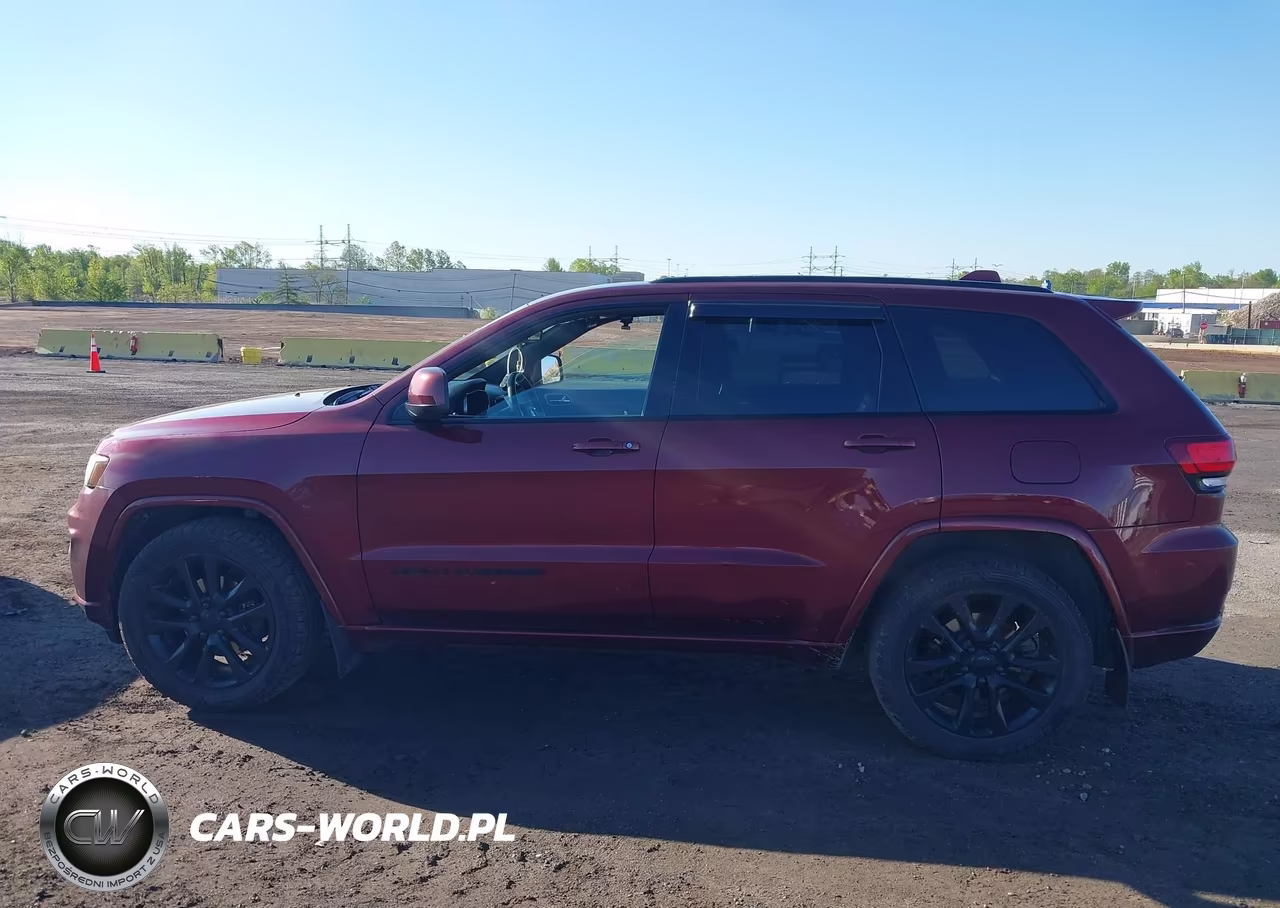 2019 Jeep Grand Cherokee Altitude 4X2 VIN:1C4RJEAG0KC572149 - 14