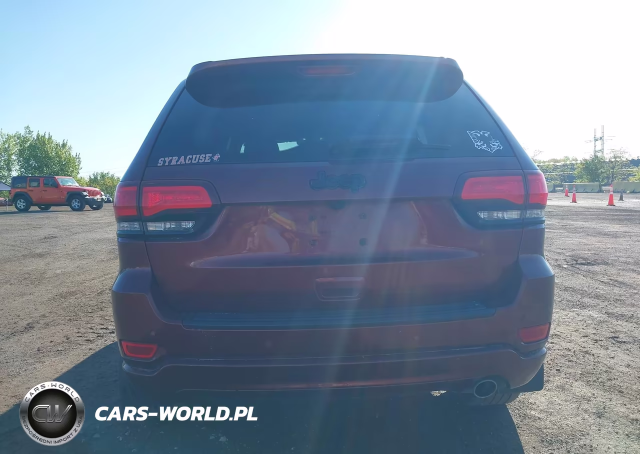 2019 Jeep Grand Cherokee Altitude 4X2 VIN:1C4RJEAG0KC572149 - 16