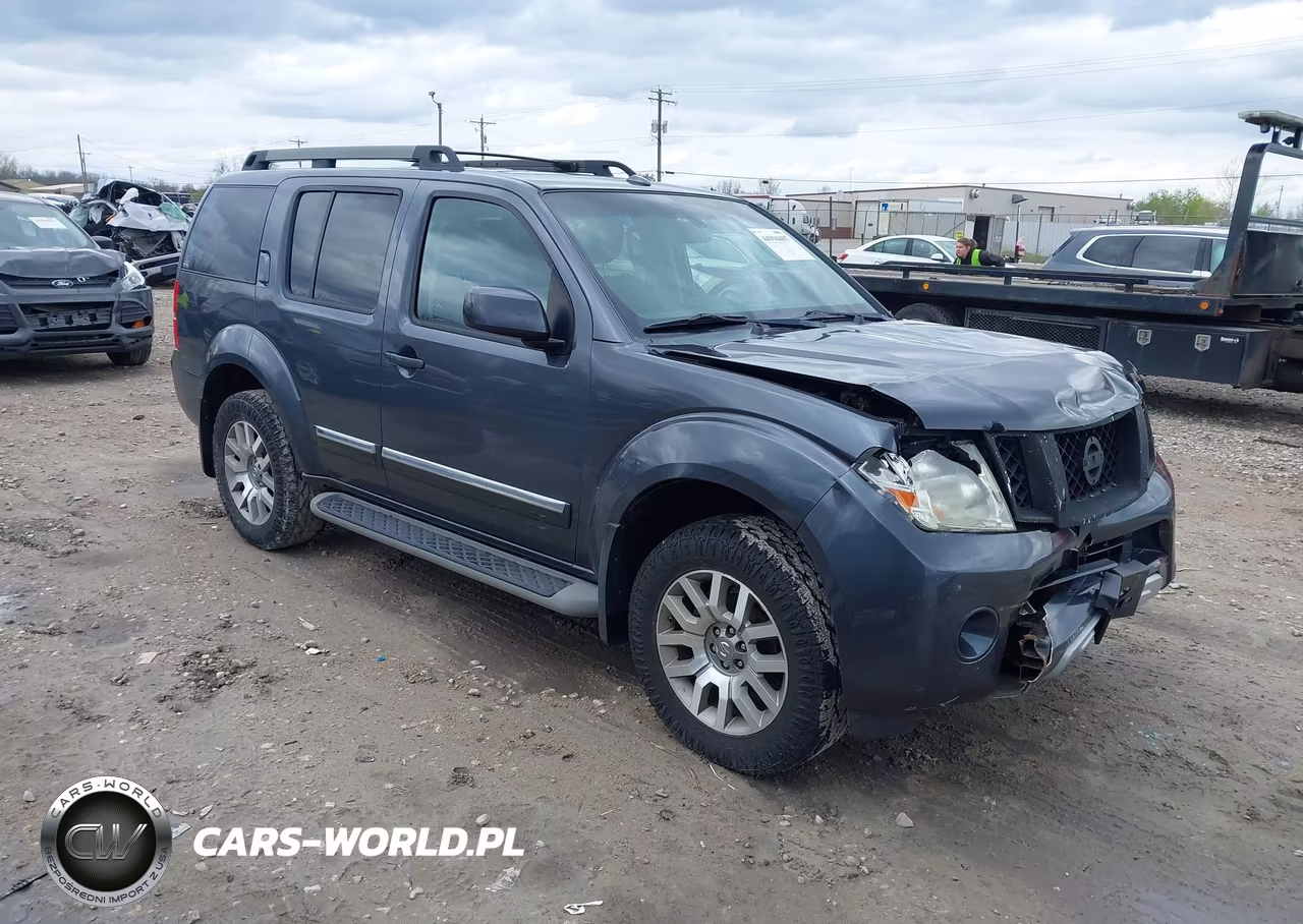 2012 Nissan Pathfinder Le
