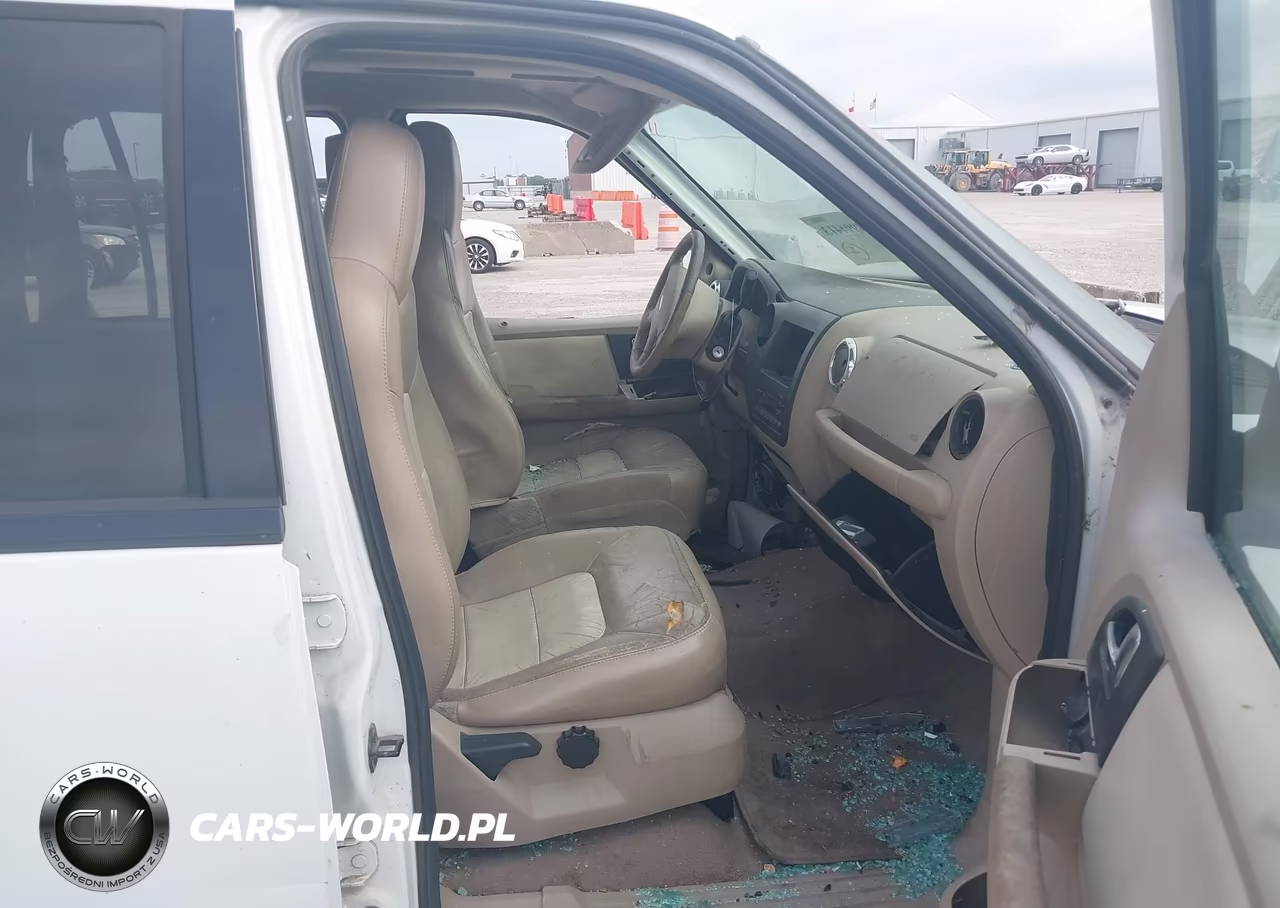 2005 Ford Expedition Eddie Bauer-King Ranch VIN:1FMPU17545LA98560 - 5
