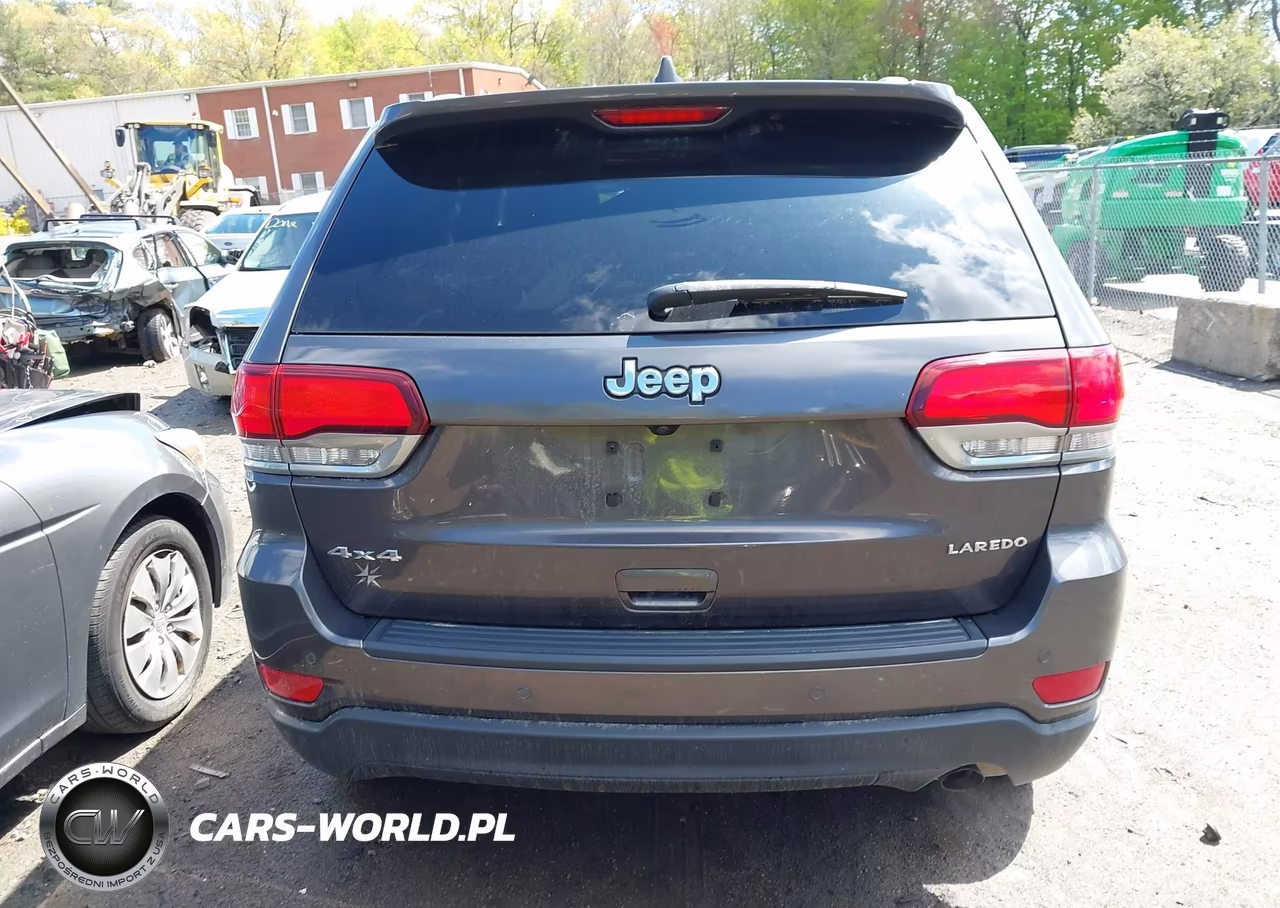 2020 Jeep Grand Cherokee Laredo E 4X4 VIN:1C4RJFAG7LC386146 - 16