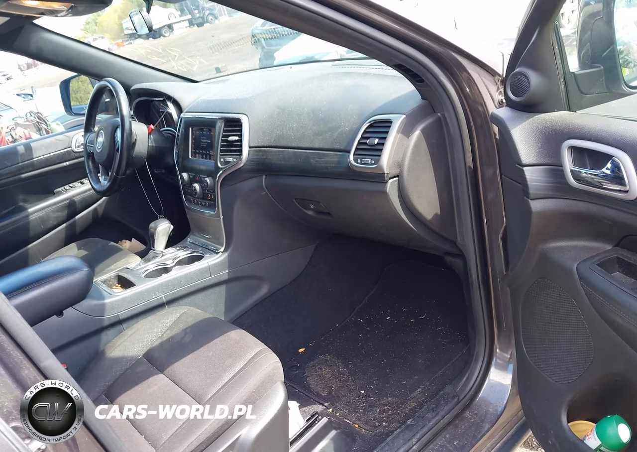 2020 Jeep Grand Cherokee Laredo E 4X4 VIN:1C4RJFAG7LC386146 - 5