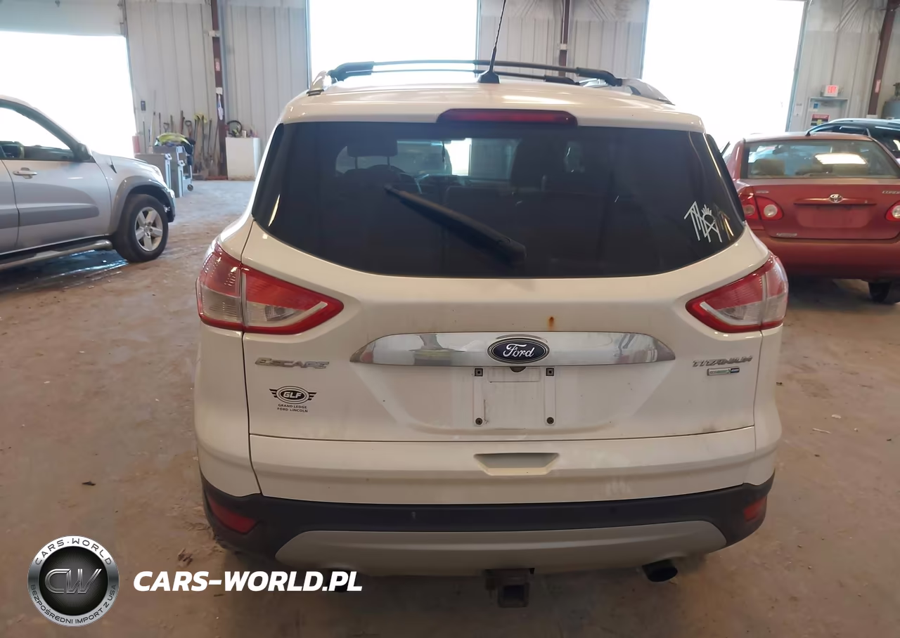 2016 Ford Escape Titanium VIN:1FMCU9J92GUB35529 - 16