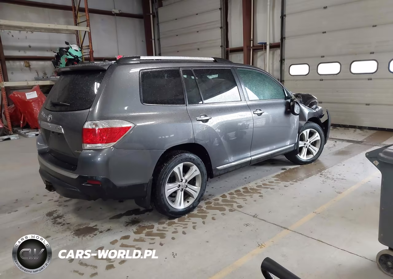 2011 Toyota Highlander Limited V6 VIN:5TDDK3EH9BS090132 - 4