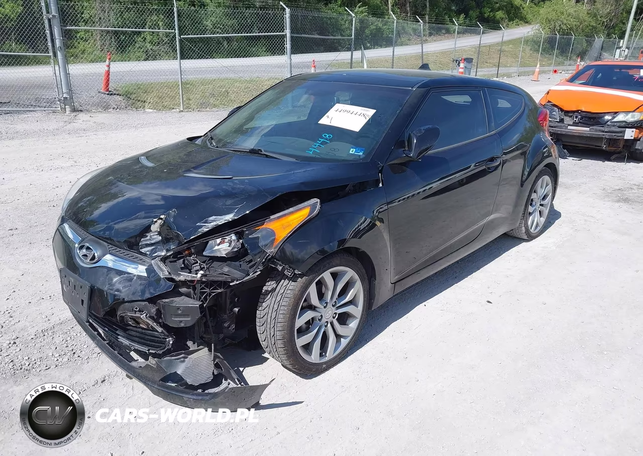 2013 Hyundai Veloster Base W-Gray VIN:KMHTC6AD6DU139326 - 2