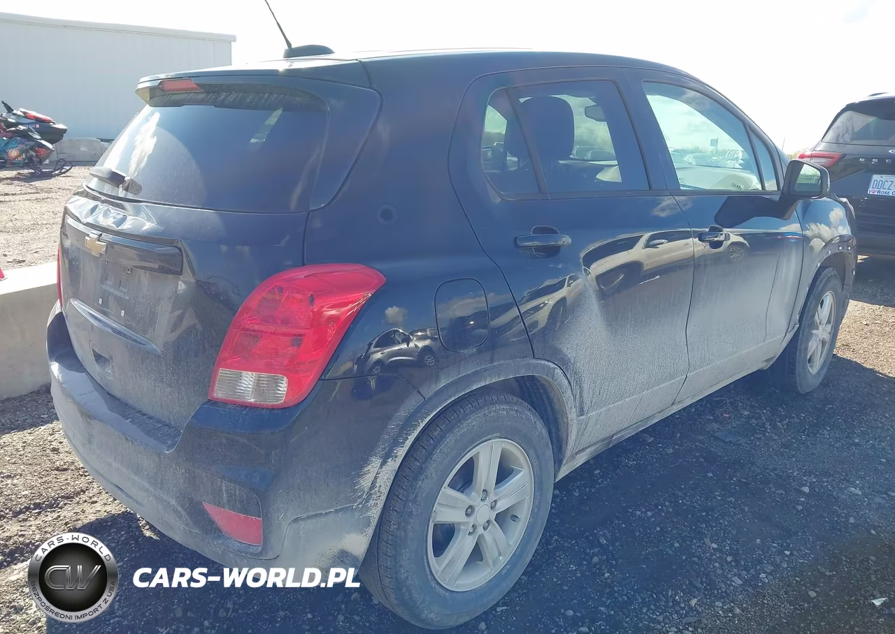2020 Chevrolet Trax Fwd Ls VIN:3GNCJKSBXLL116860 - 4