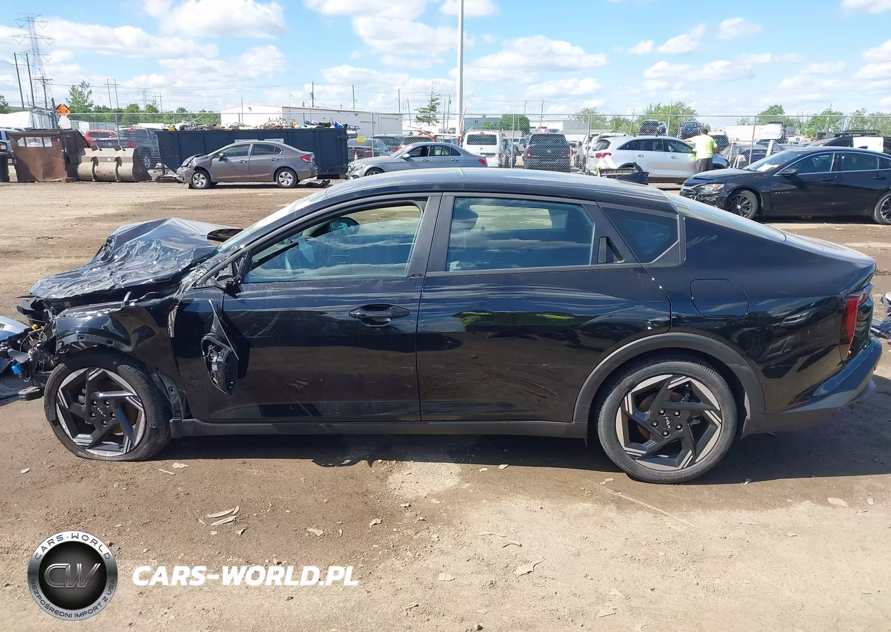 2025 Kia K4 Ex VIN:3KPFU4DE8SE181001 - 15