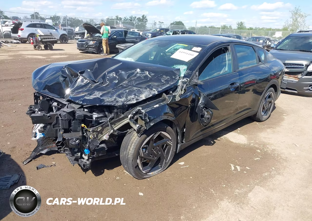 2025 Kia K4 Ex VIN:3KPFU4DE8SE181001 - 2