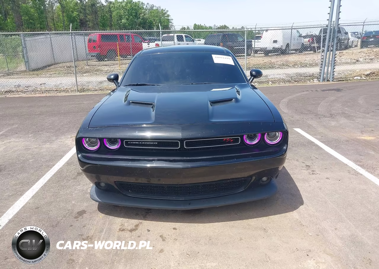 2018 Dodge Challenger R-T Scat Pack VIN:2C3CDZFJ1JH229827 - 13