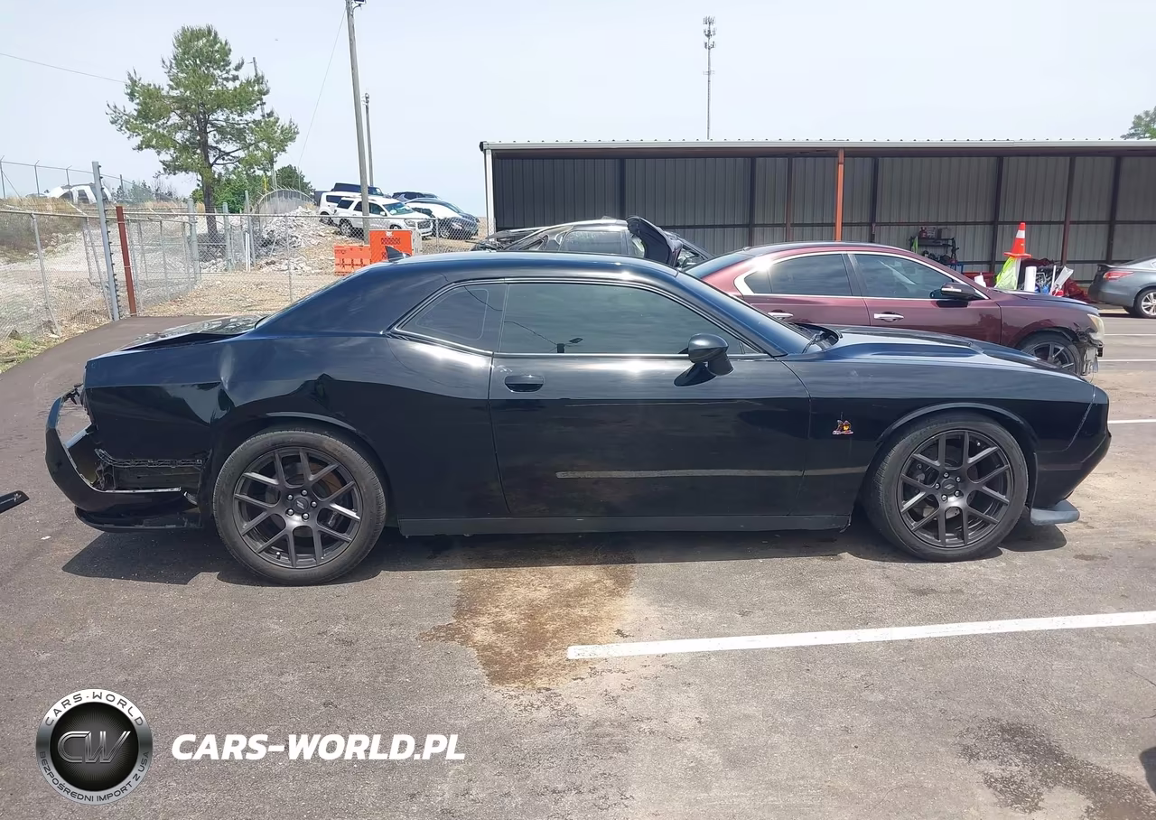 2018 Dodge Challenger R-T Scat Pack VIN:2C3CDZFJ1JH229827 - 14