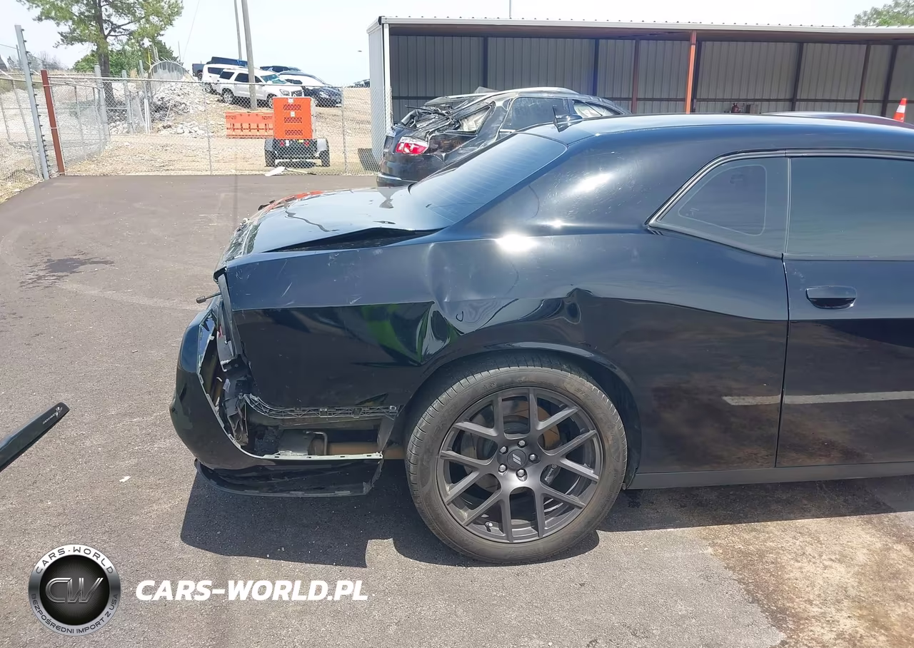 2018 Dodge Challenger R-T Scat Pack VIN:2C3CDZFJ1JH229827 - 18