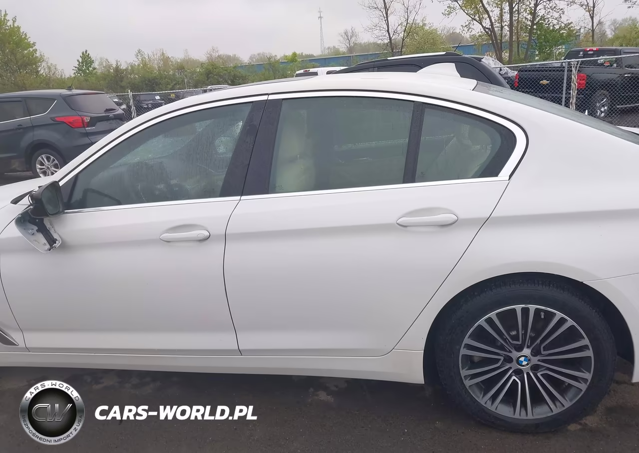 2020 BMW 530E xDrive Iperformance VIN:WBAJB1C04LCE38832 - 14