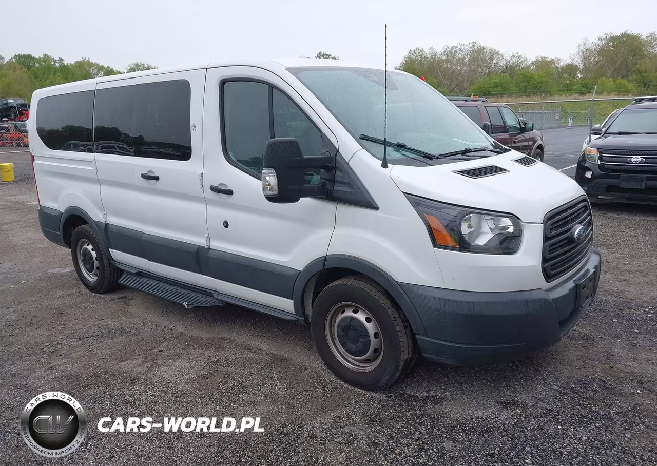2018 Ford Transit-150 Xl