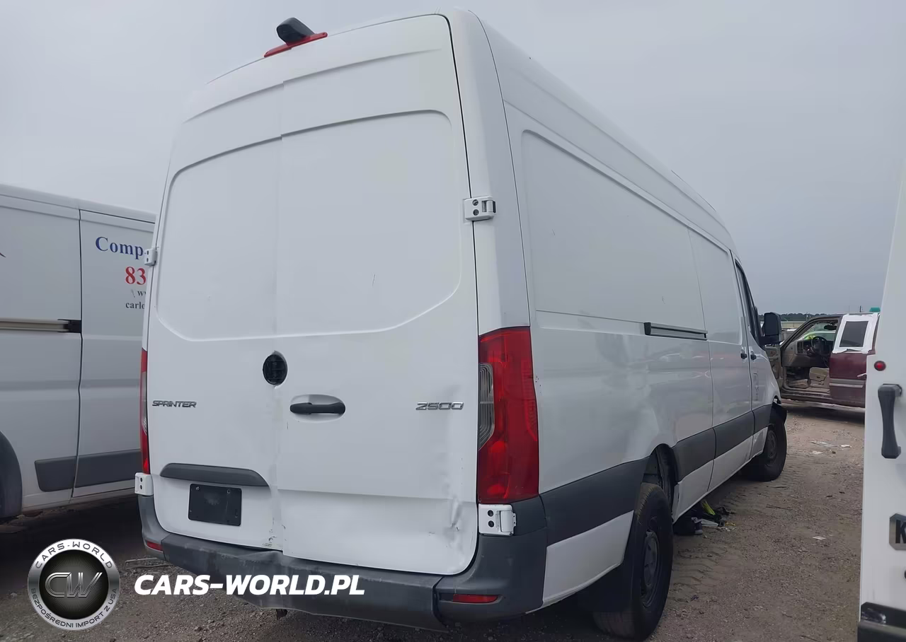 2019 Mercedes-Benz Sprinter 2500 High Roof V6 VIN:WD4PF1CD4KP094210 - 4