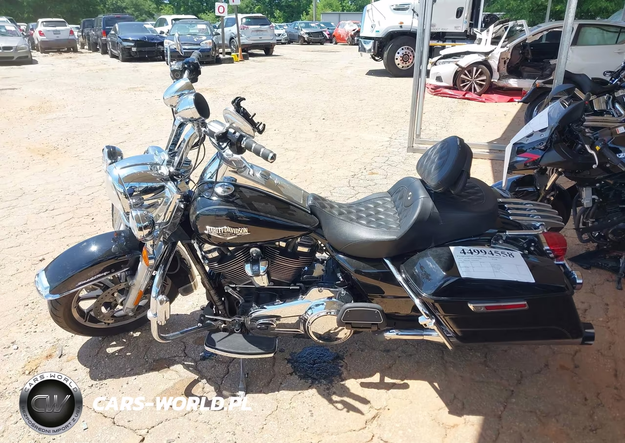 2017 Harley-Davidson Flhr Road King VIN:1HD1FBC17HB600869 - 13