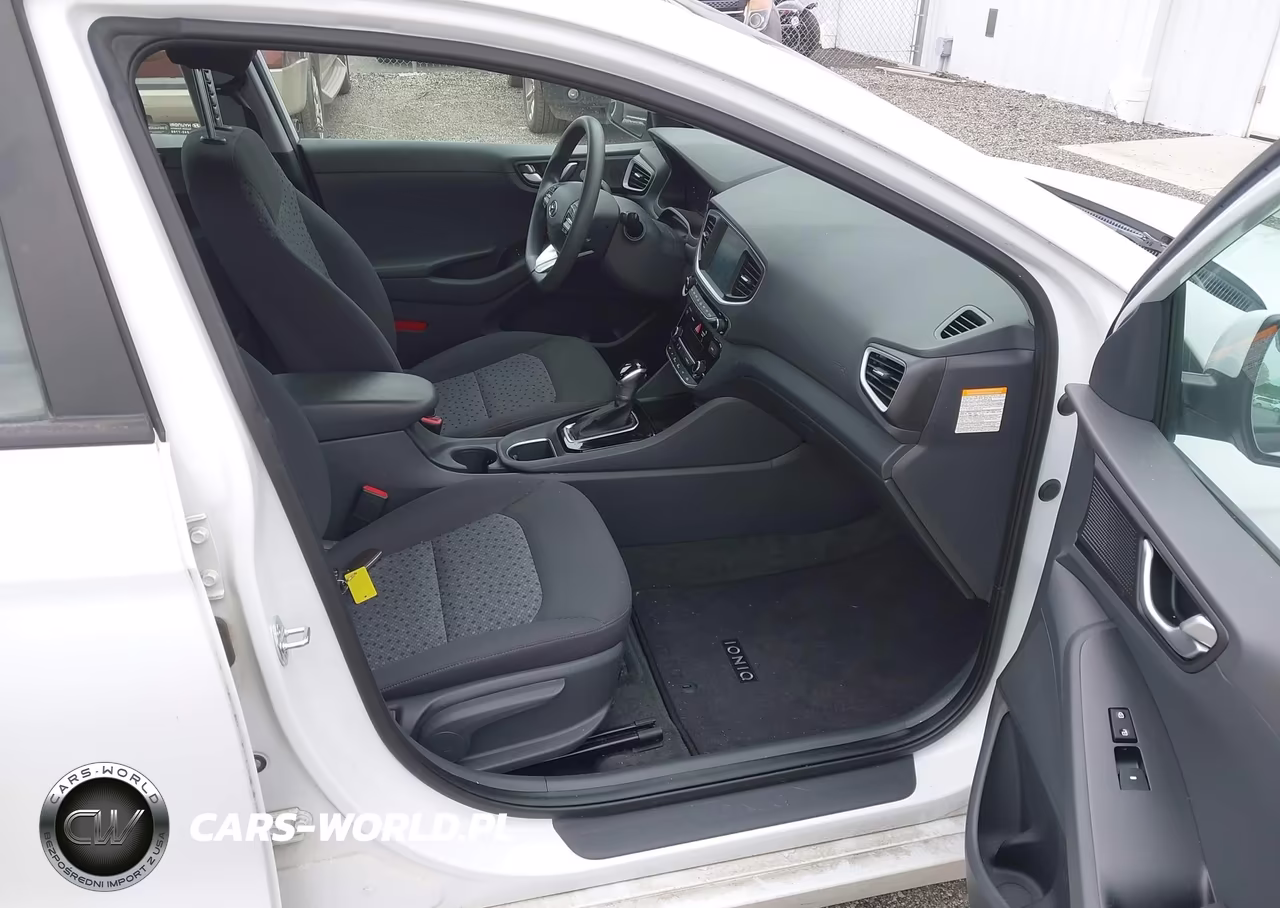 2018 Hyundai Ioniq Hybrid Blue VIN:KMHC65LC6JU076214 - 5