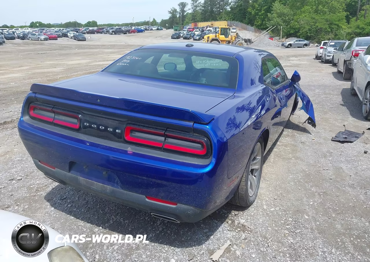 2020 Dodge Challenger Sxt VIN:2C3CDZAG7LH231371 - 4