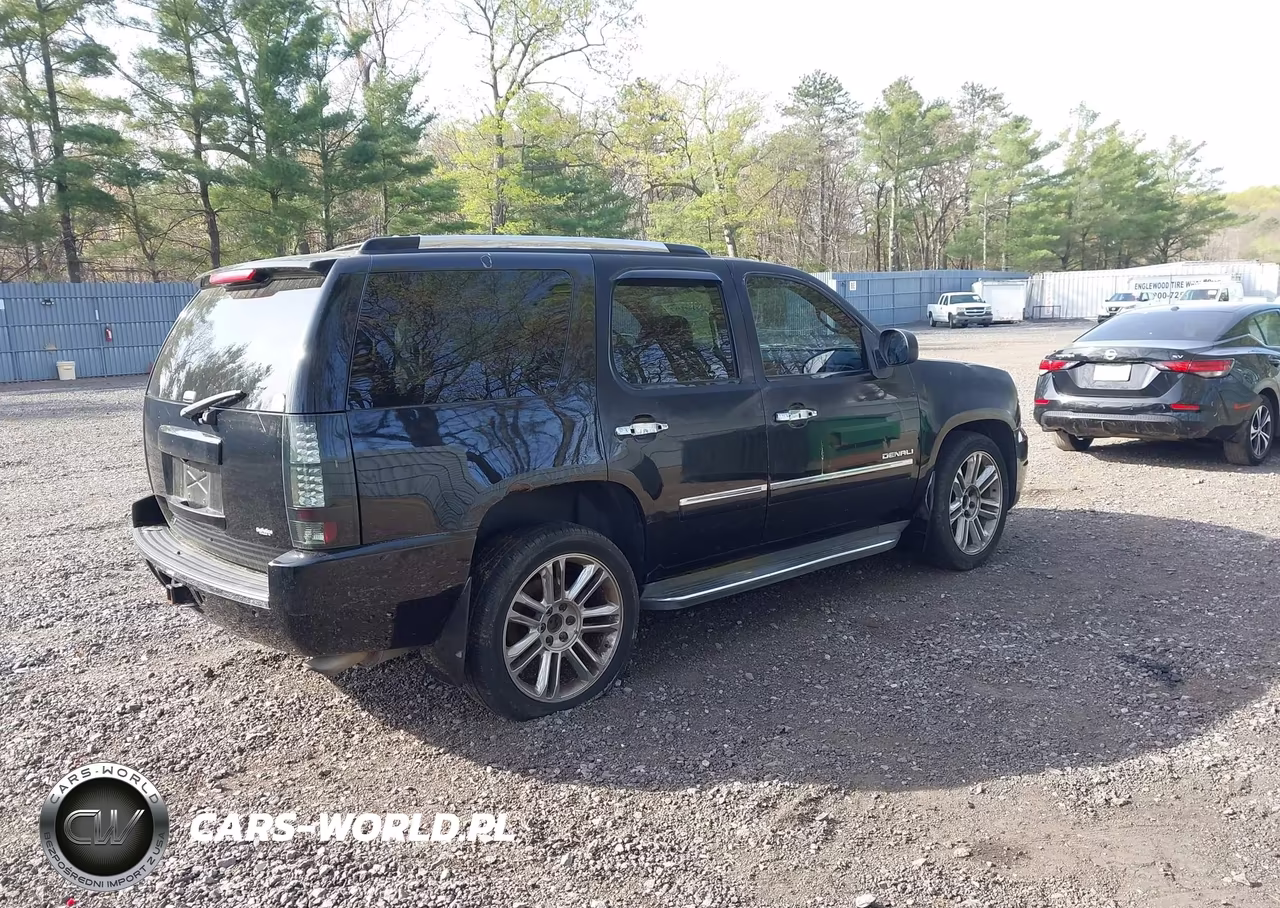 2011 GMC Yukon Denali VIN:1GKS2EEF1BR103427 - 4