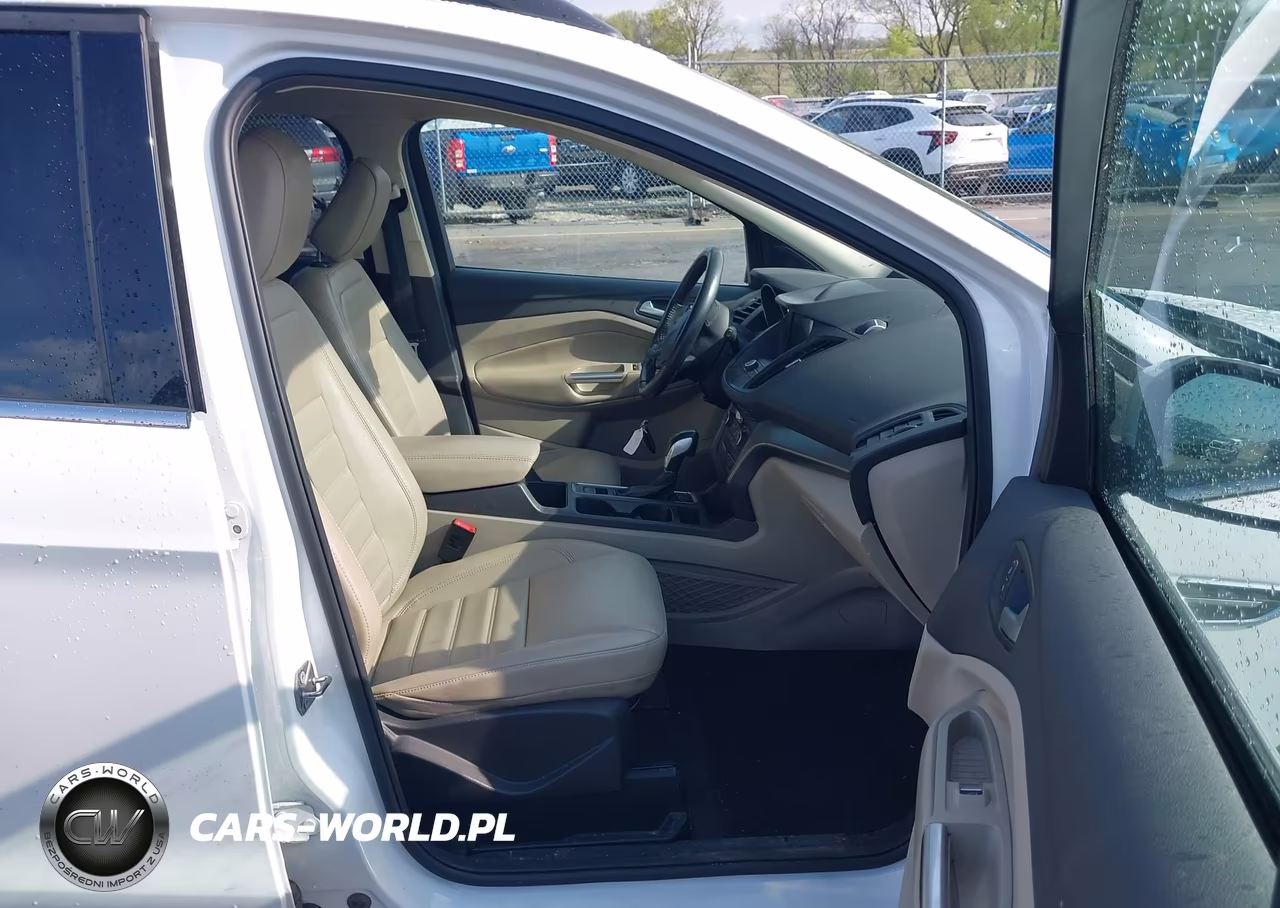 2019 Ford Escape Sel VIN:1FMCU9HD1KUA79635 - 5