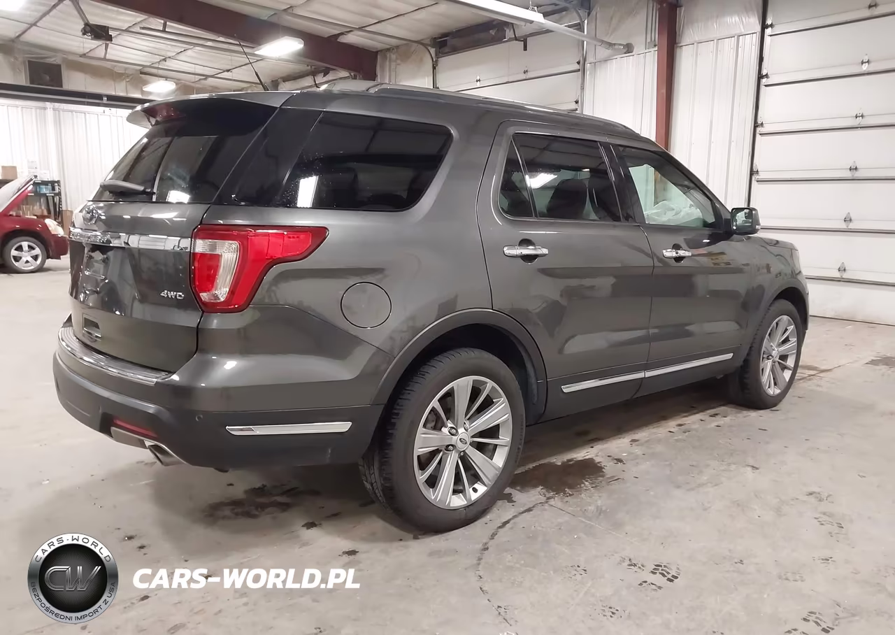 2018 Ford Explorer Limited VIN:1FM5K8F82JGA82703 - 4