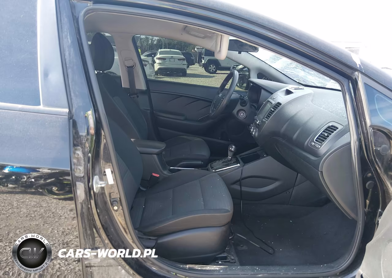 2018 Kia Forte Lx VIN:3KPFL4A73JE232086 - 5