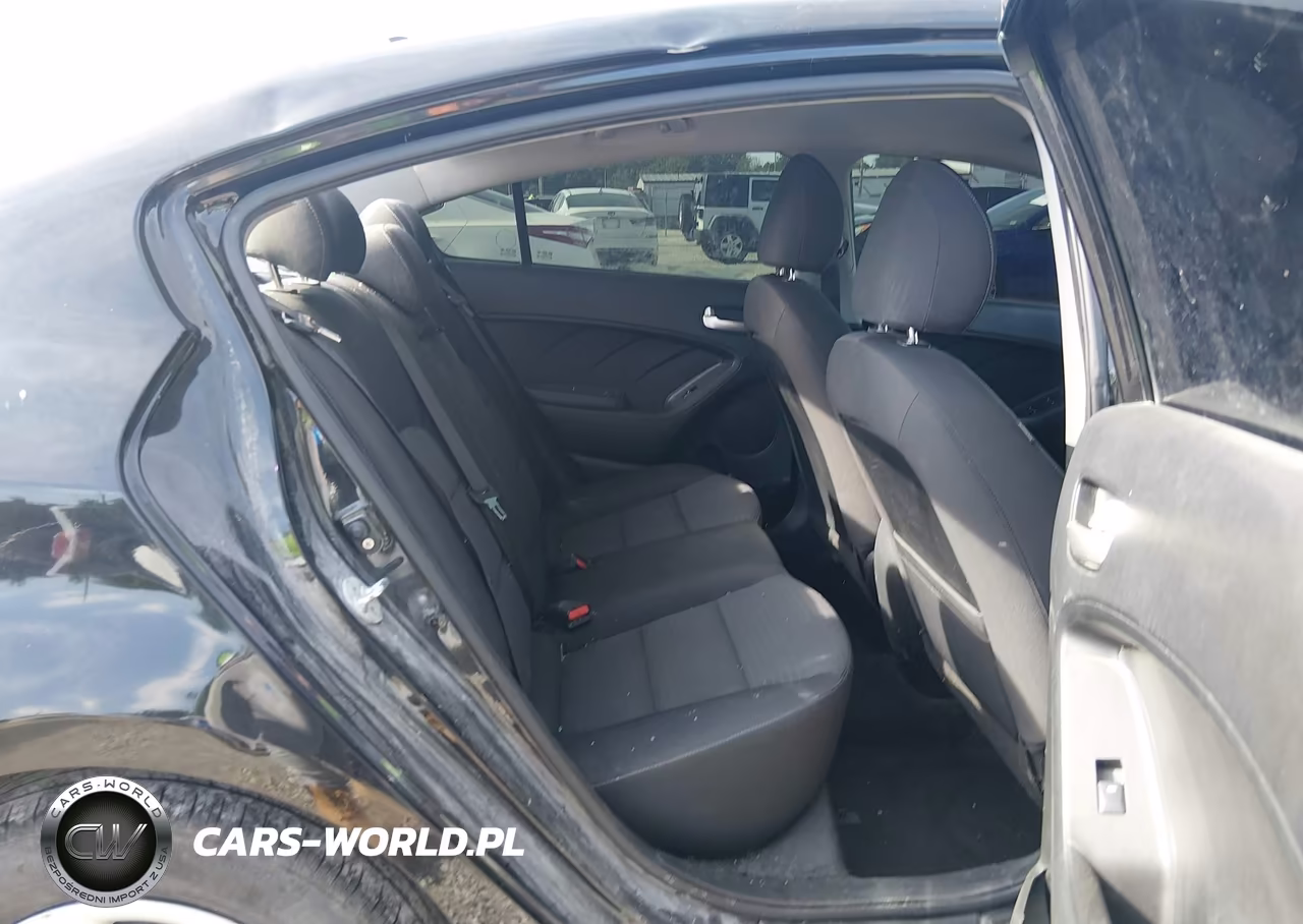 2018 Kia Forte Lx VIN:3KPFL4A73JE232086 - 8