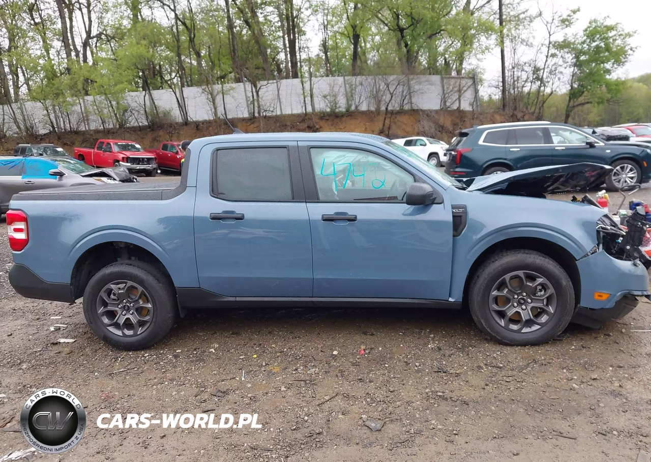 2024 Ford Maverick Xlt VIN:3FTTW8H34RRA00329 - 13