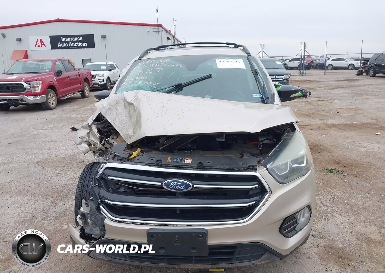2017 Ford Escape Titanium VIN:1FMCU9J98HUB55527 - 12