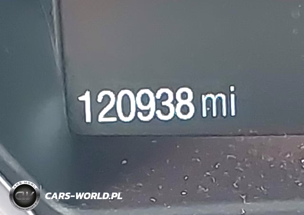 2017 Ford Escape Titanium VIN:1FMCU9J98HUB55527 - 15
