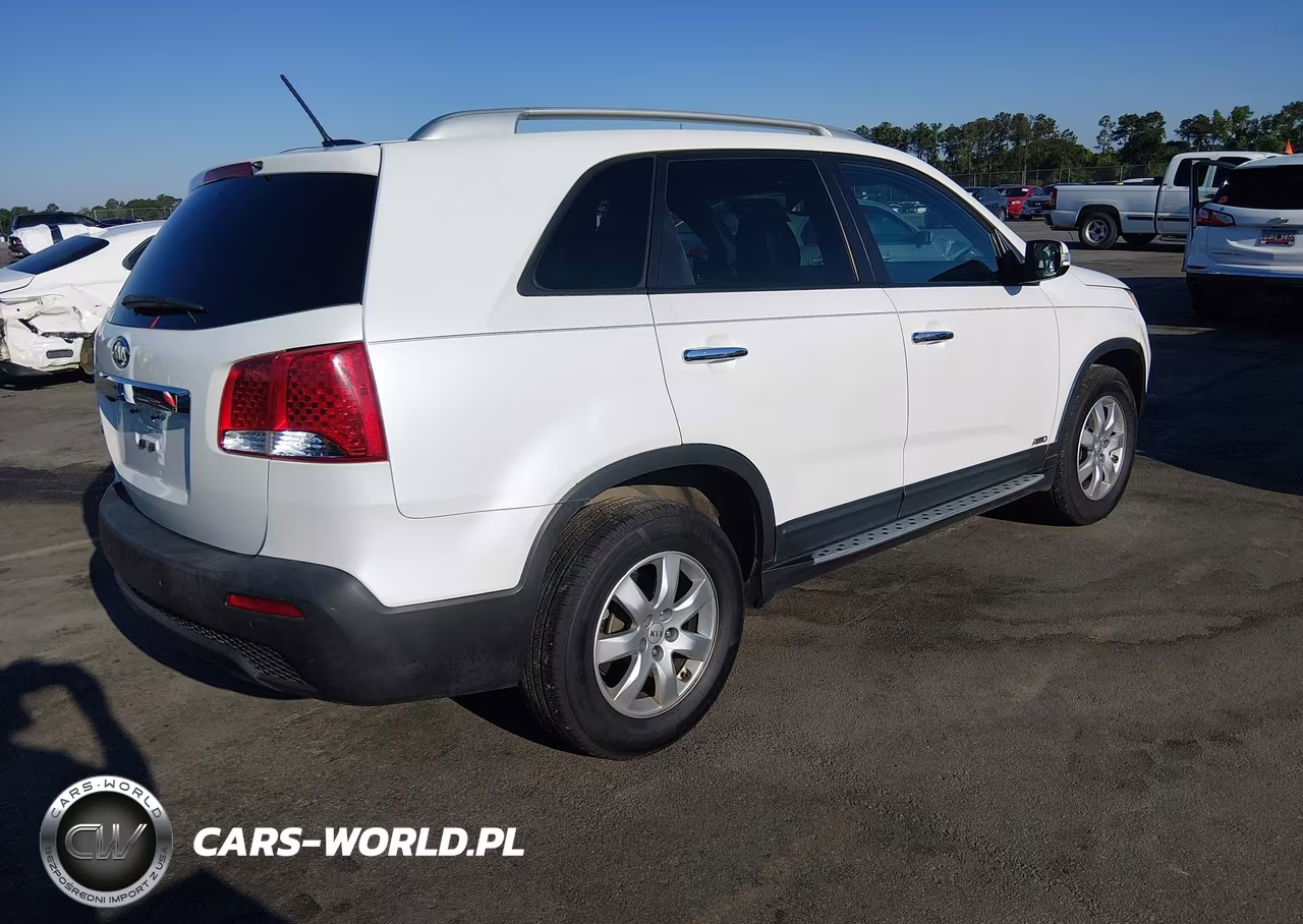 2012 Kia Sorento Lx VIN:5XYKTDA65CG212482 - 4