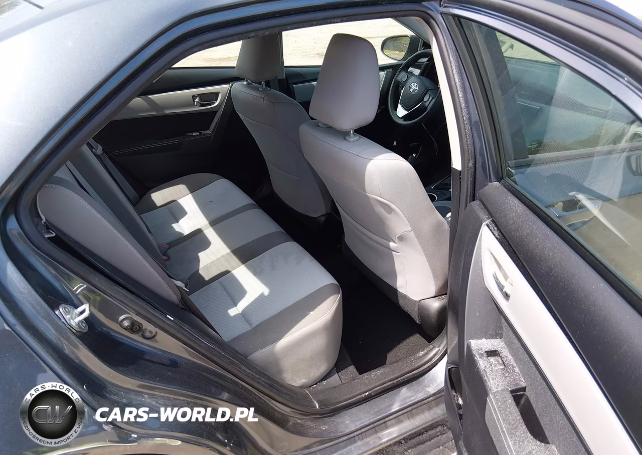 2018 Toyota Corolla Le VIN:2T1BURHE7JC009173 - 8