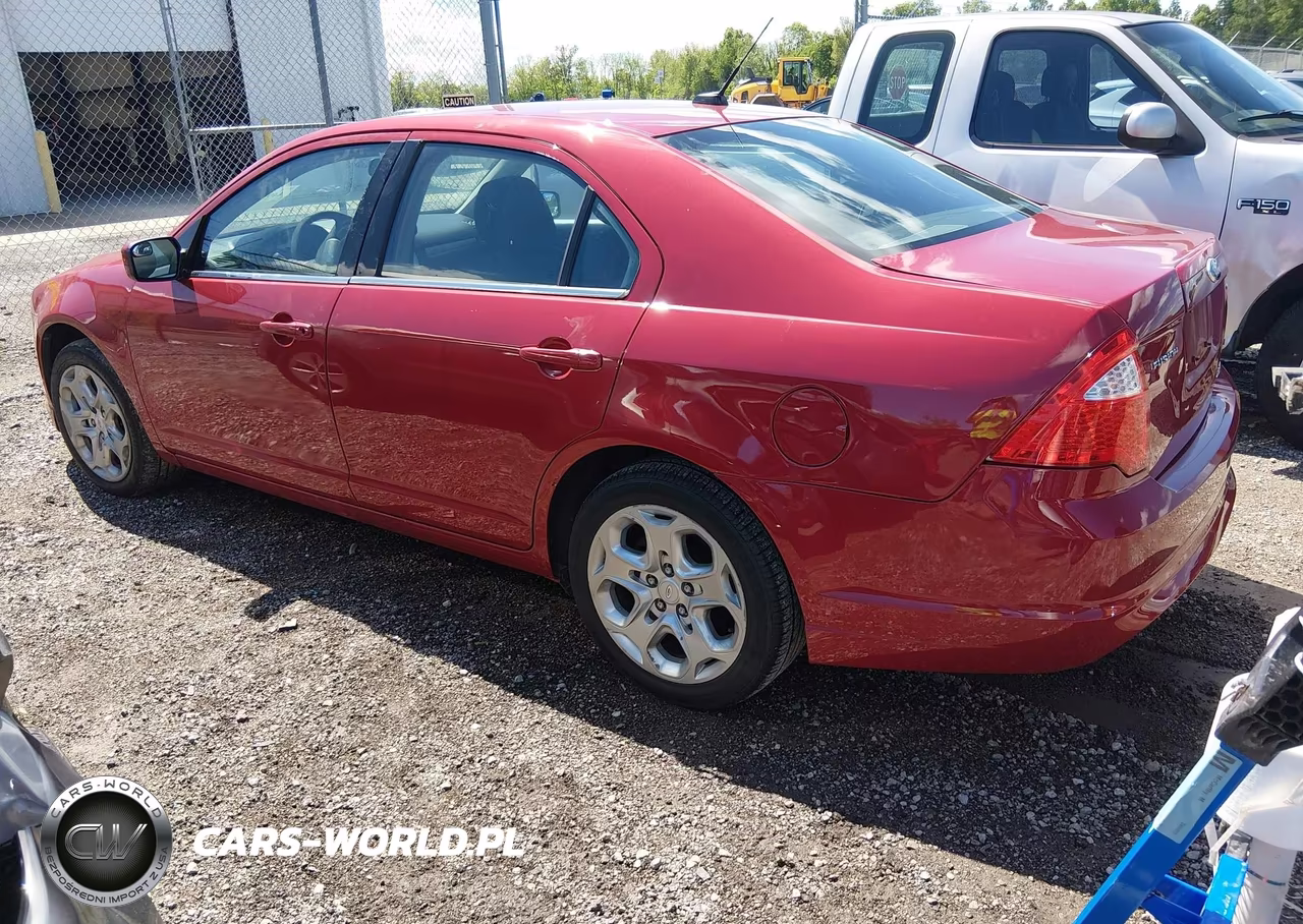 2010 Ford Fusion Se VIN:3FAHP0HG2AR421791 - 3