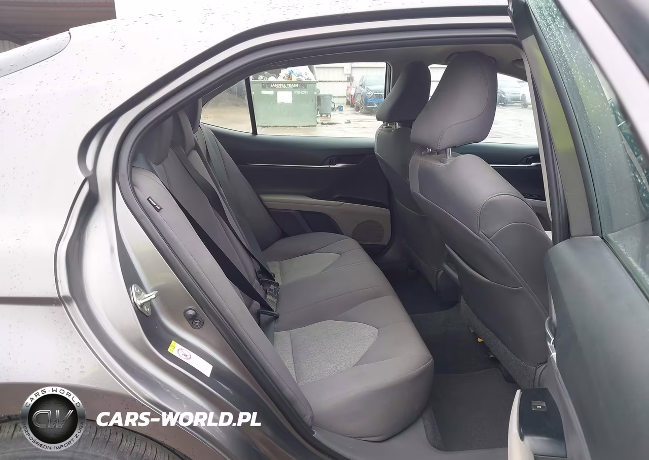 2018 Toyota Camry Le VIN:4T1B11HK1JU545079 - 8