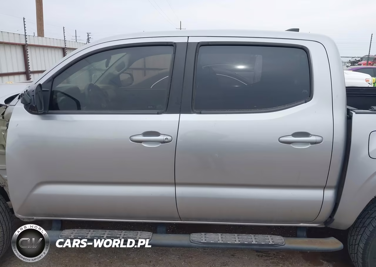 2018 Toyota Tacoma Sr VIN:5TFAX5GN9JX130494 - 15